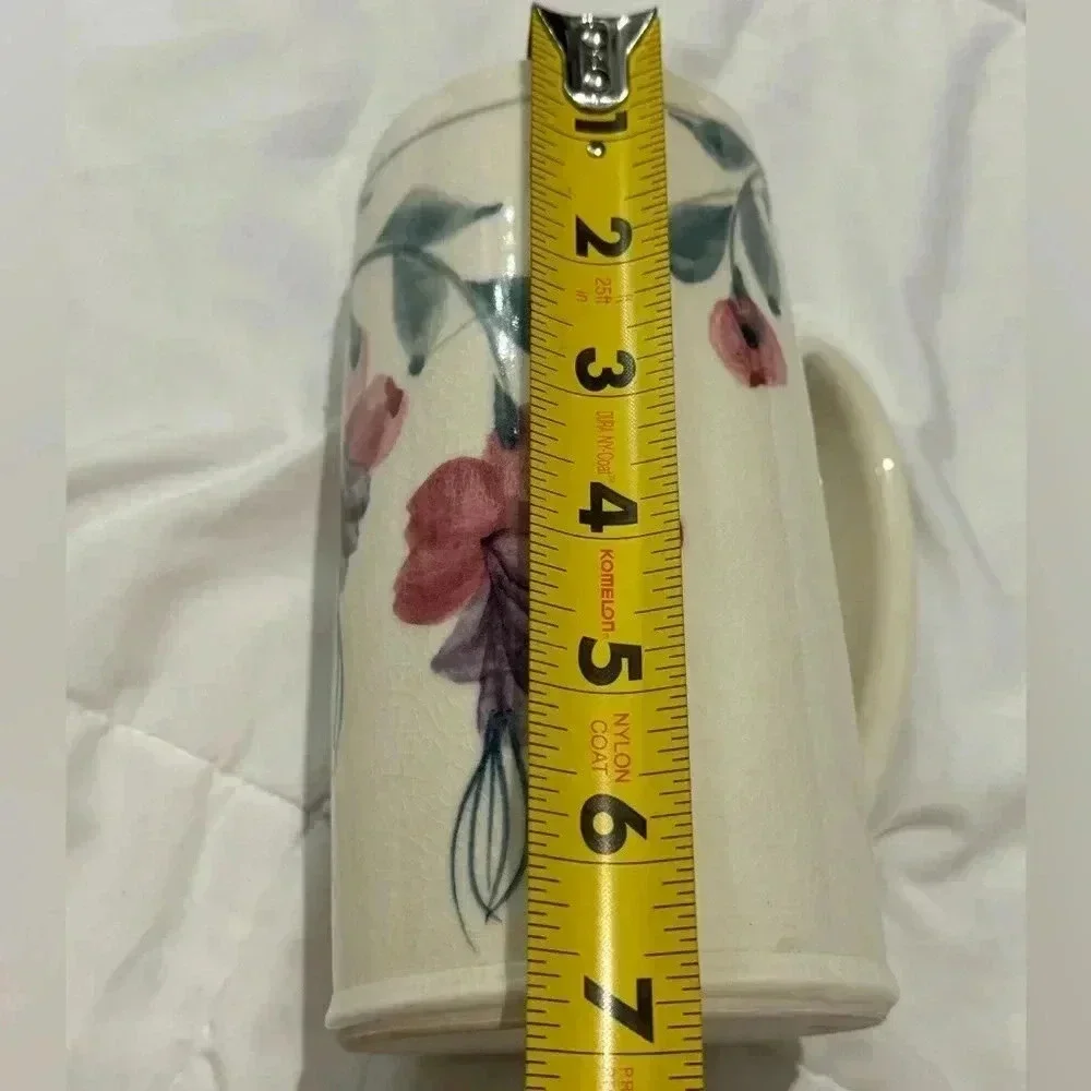 Vintage Handmade Cottagecore  Floral Flower Vase 7” Tall Large Handle 90s Unique